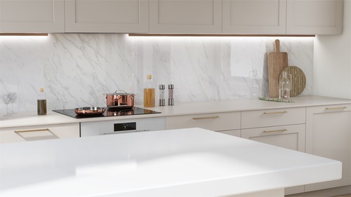 Toronto Quartz Kitchen Counteropt and Backslash